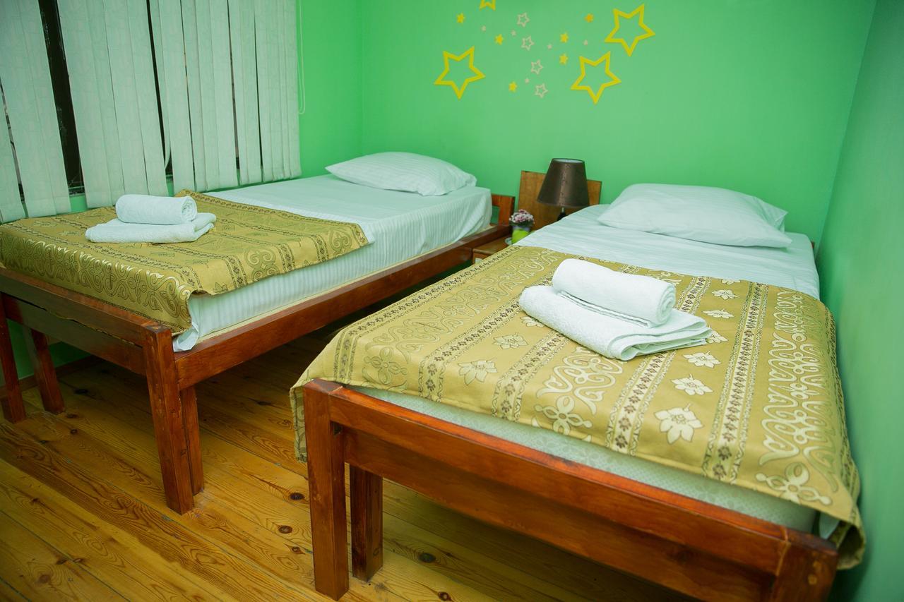 Highland Park Hostel Baku Exterior photo
